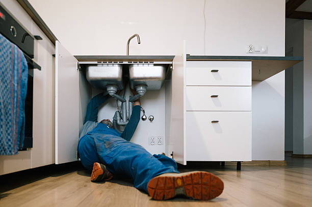 Professional Leak Detection technician working in Roebling, NJ